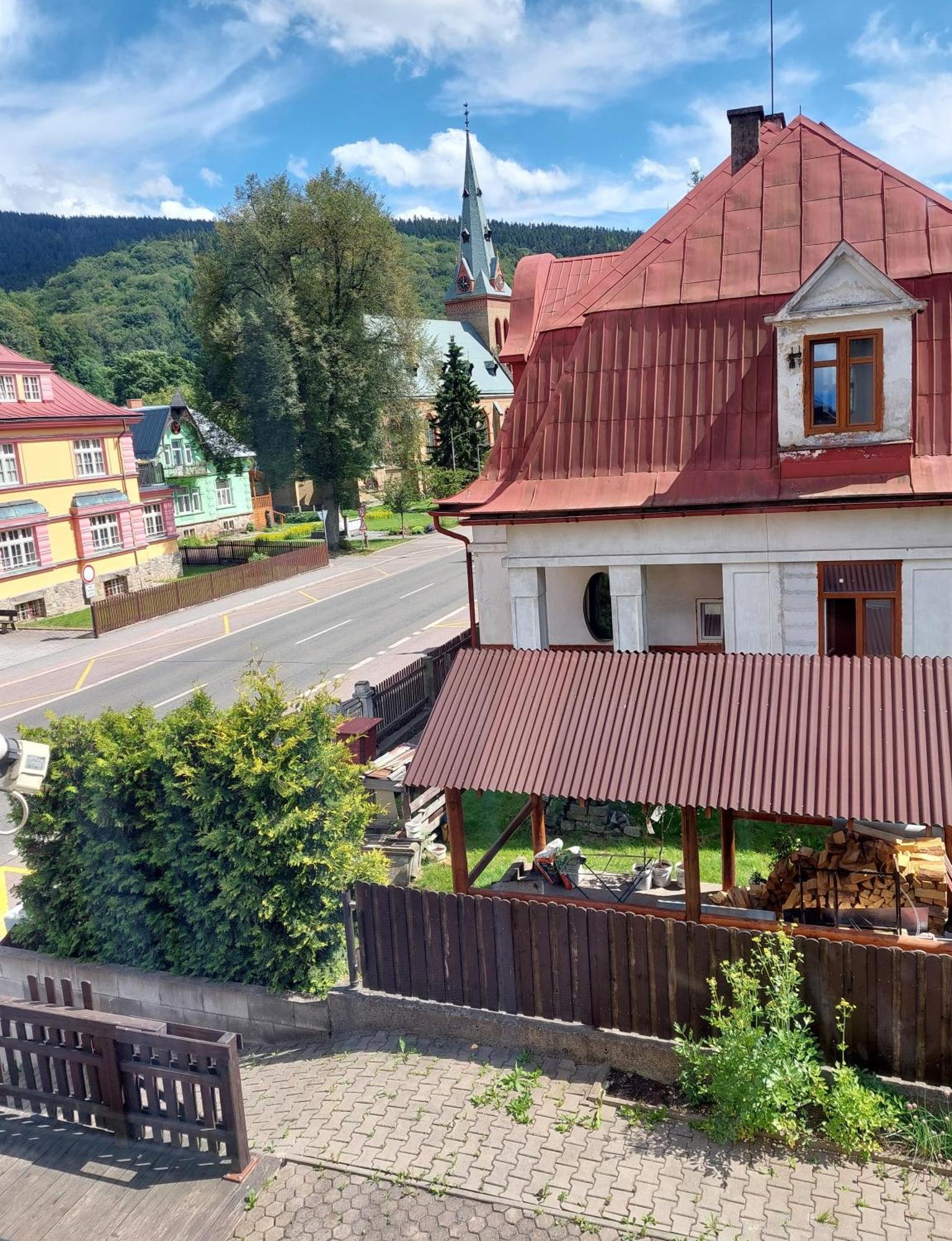 Penzion Harmonie Trutnov Bagian luar foto